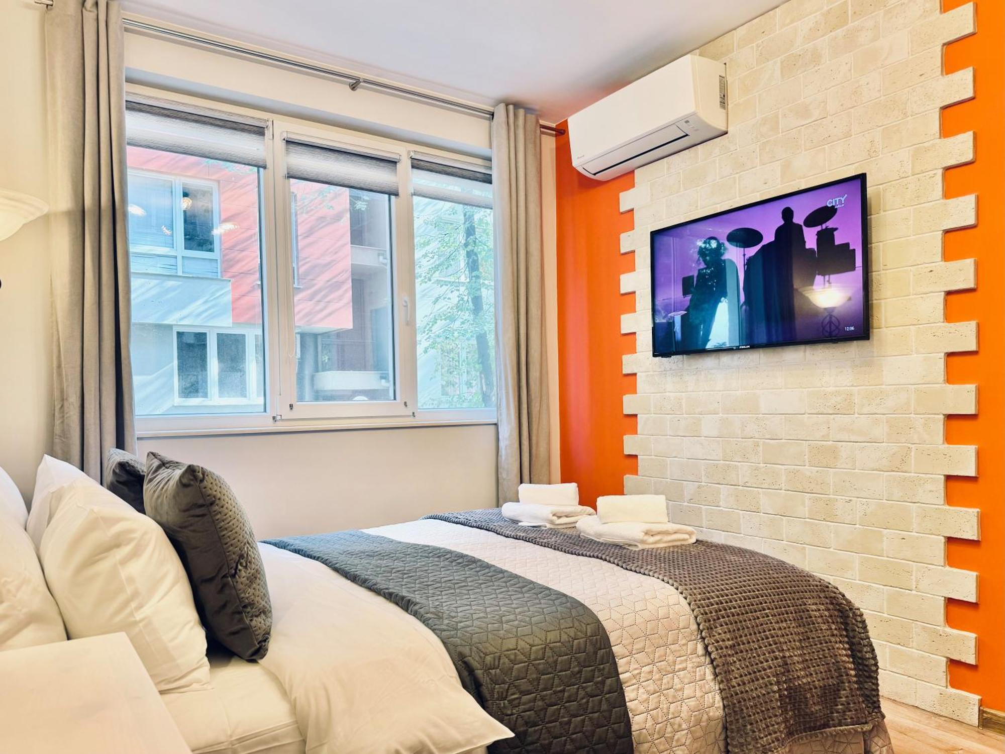 Top Centre 2Bed Apartment For 5 Guests 2 Minutes From High Street Plovdiv Exteriör bild