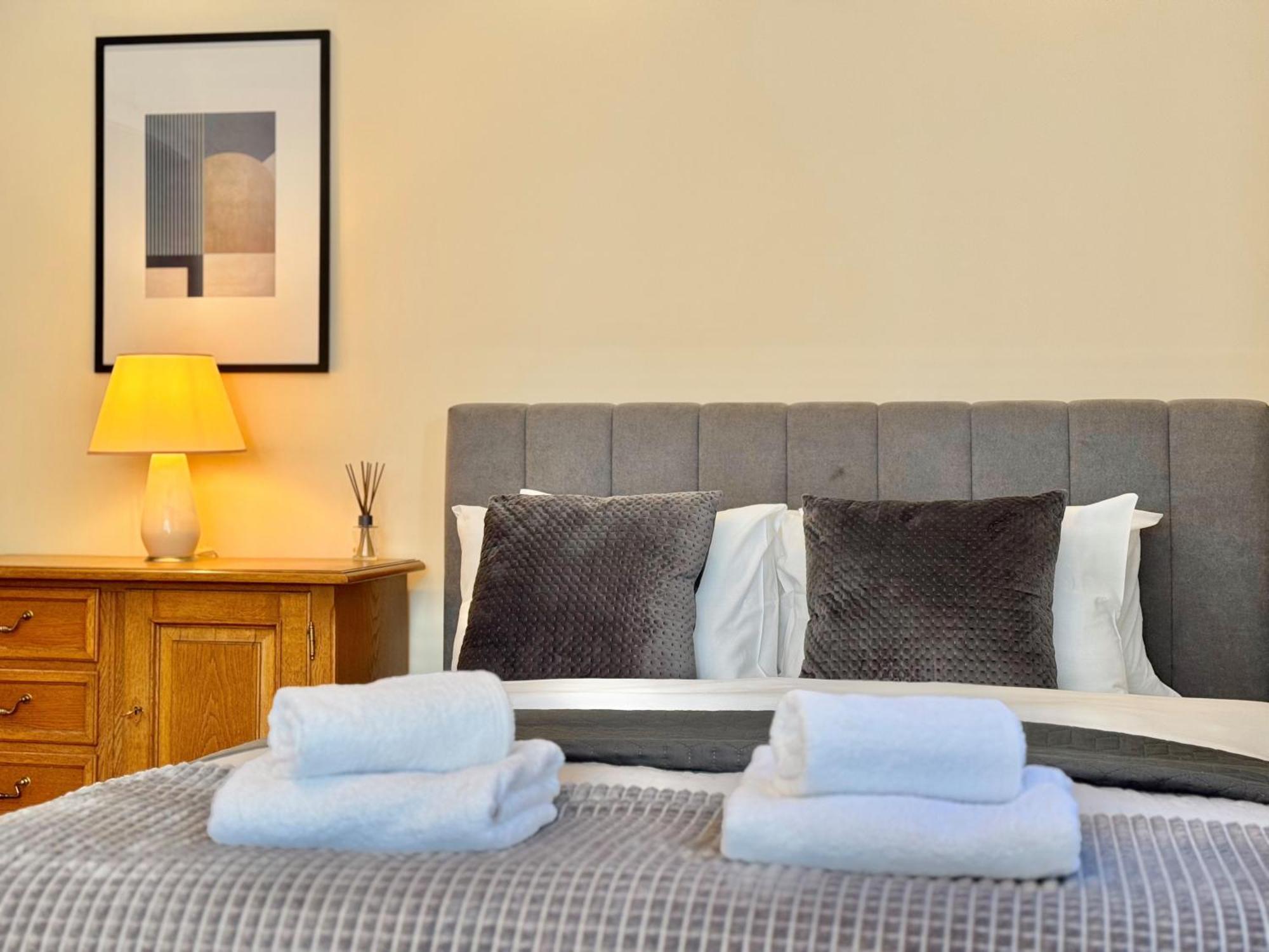 Top Centre 2Bed Apartment For 5 Guests 2 Minutes From High Street Plovdiv Exteriör bild