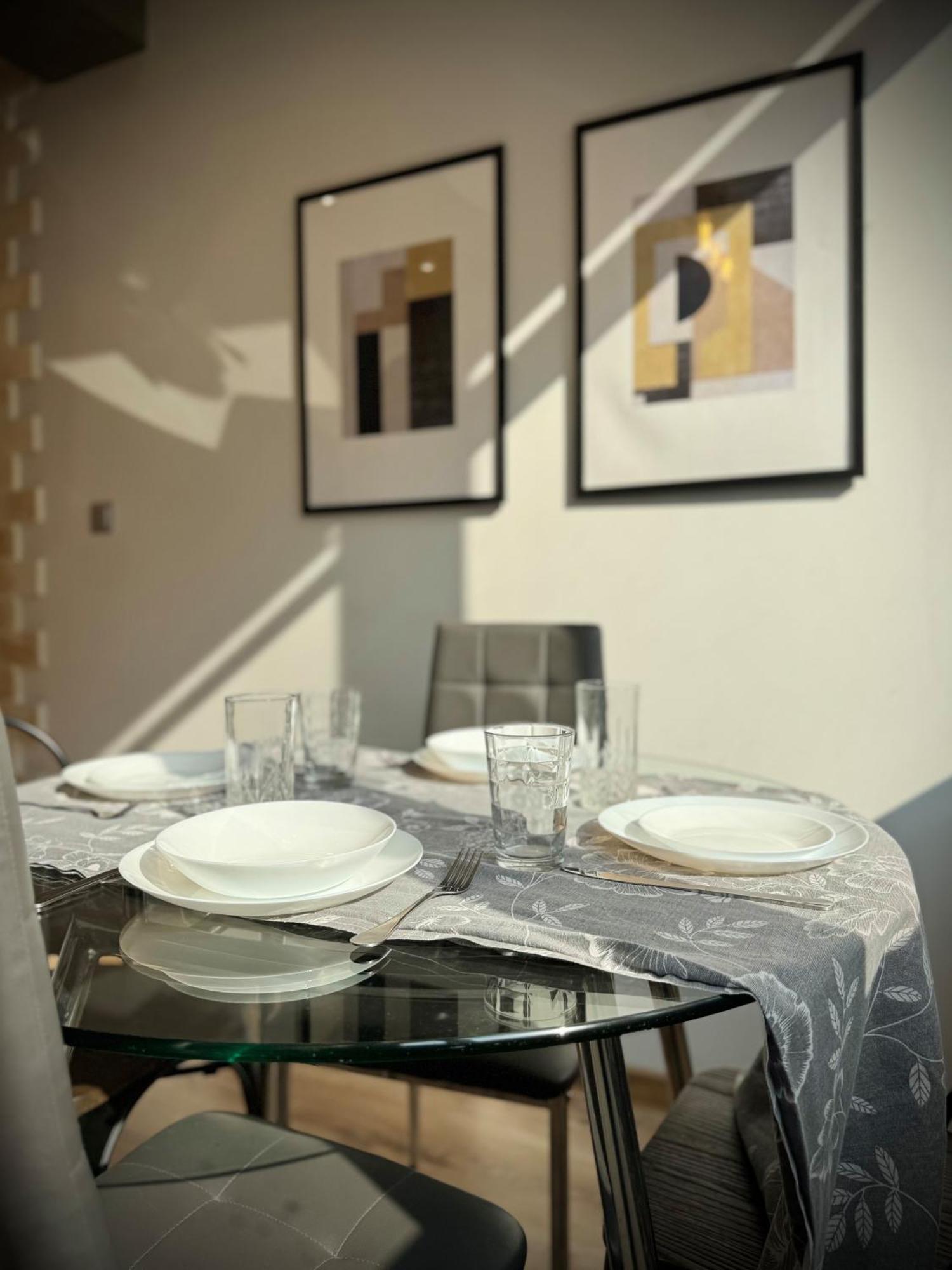 Top Centre 2Bed Apartment For 5 Guests 2 Minutes From High Street Plovdiv Exteriör bild